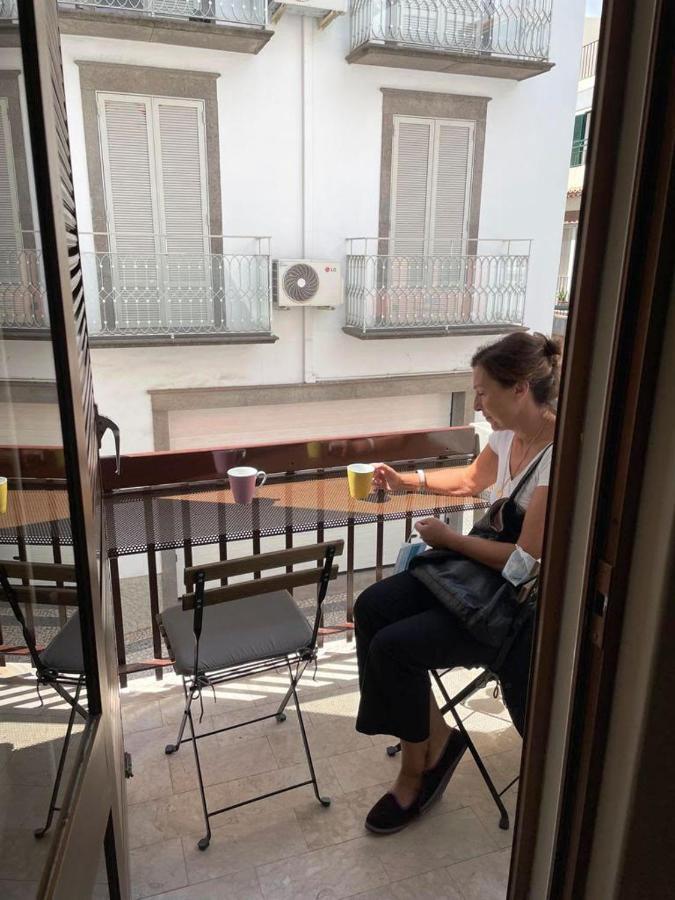 Central Funchal Apartment - Garden - Free Parking & Ac Bagian luar foto
