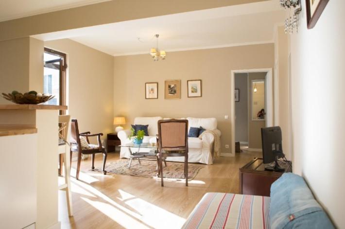 Central Funchal Apartment - Garden - Free Parking & Ac Bagian luar foto