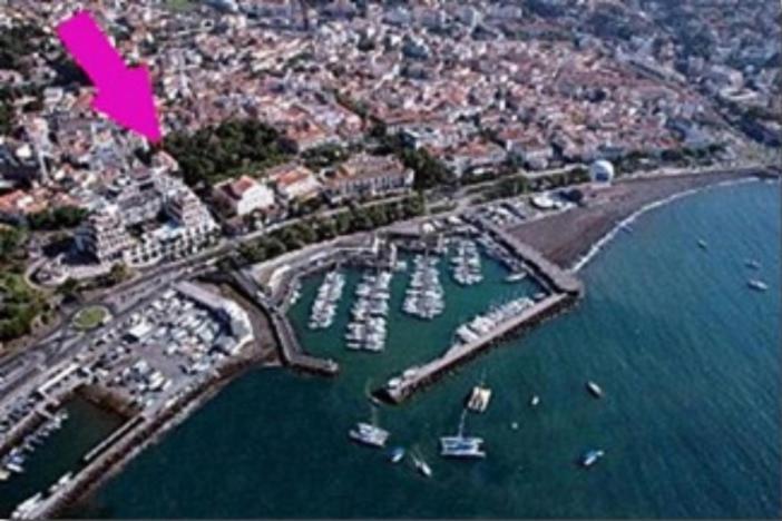 Central Funchal Apartment - Garden - Free Parking & Ac Bagian luar foto